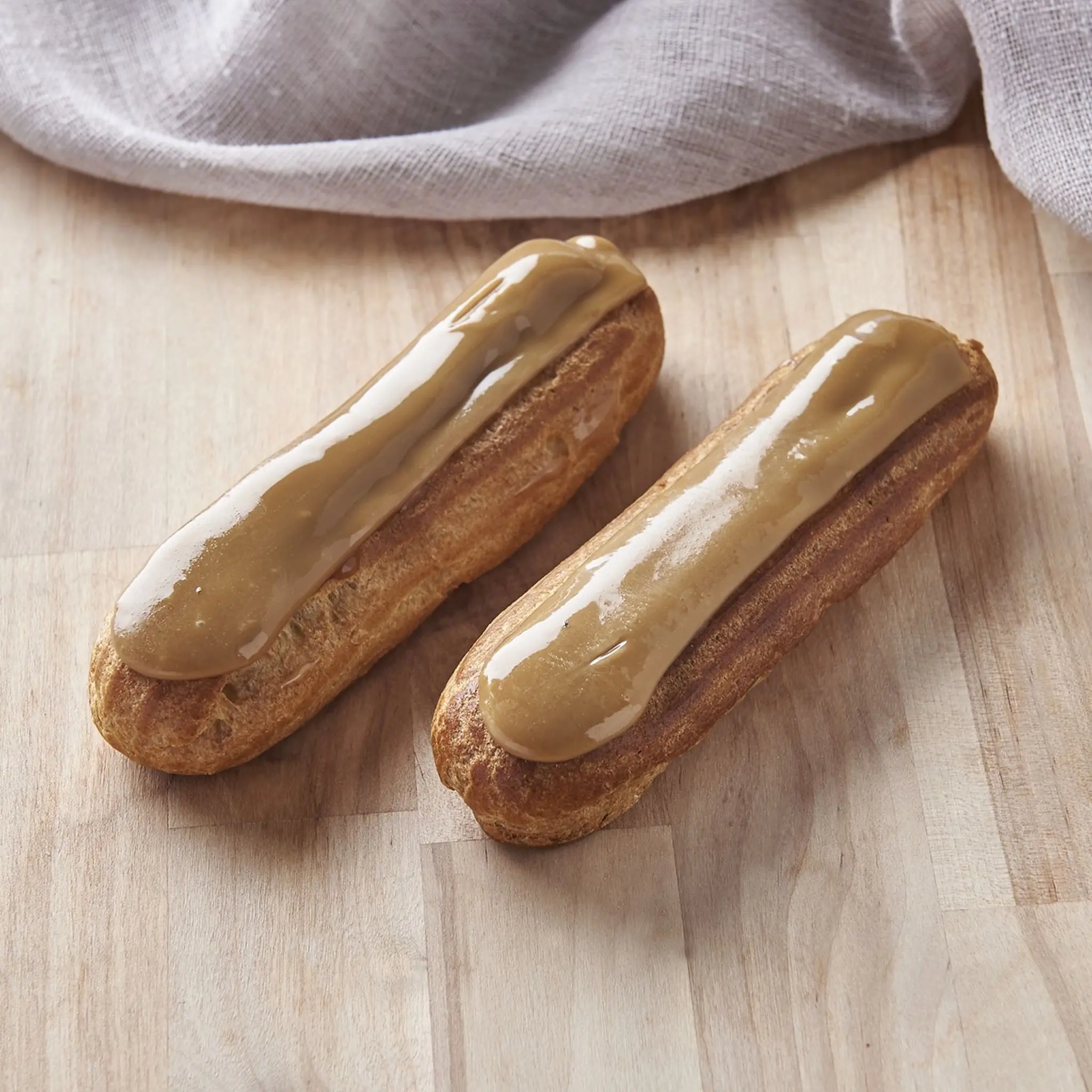 MON PÂTISSIER Eclairs au café