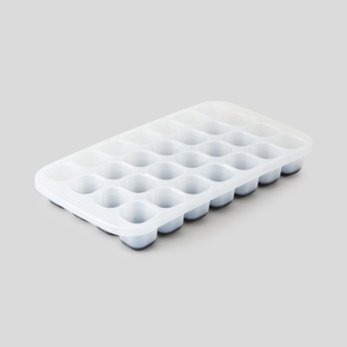 Monoprix Maison Bac À Glaçons En Plastique Et Siliconee