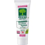 Lessive à La Main Sans Frotter Fraîcheur Végétale Hypoallergénique 16 Lavages L'ARBRE VERT