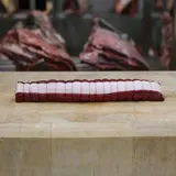 Filet de biche paré, ficelé et bardé des Ardennes (environ 550 -600 g)